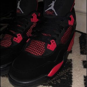 Retro 4 Red thunder